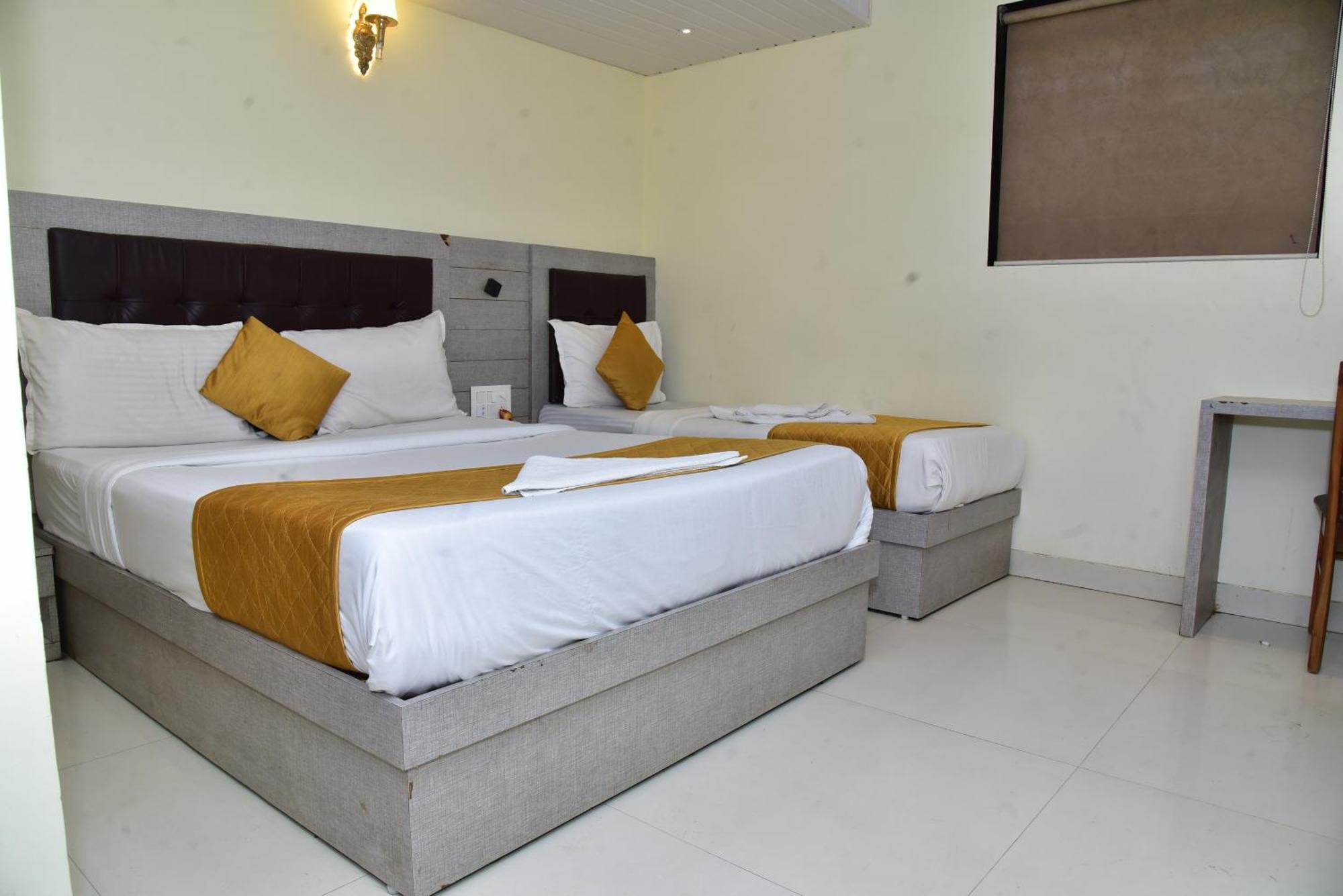 Hotel Embassy Suites Mumbai Exterior photo